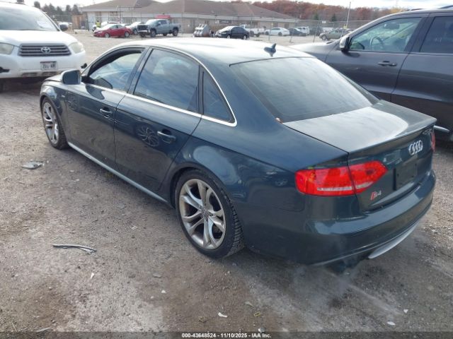 2011 AUDI S4 WAUKGAFL6BA114851 Photo 2