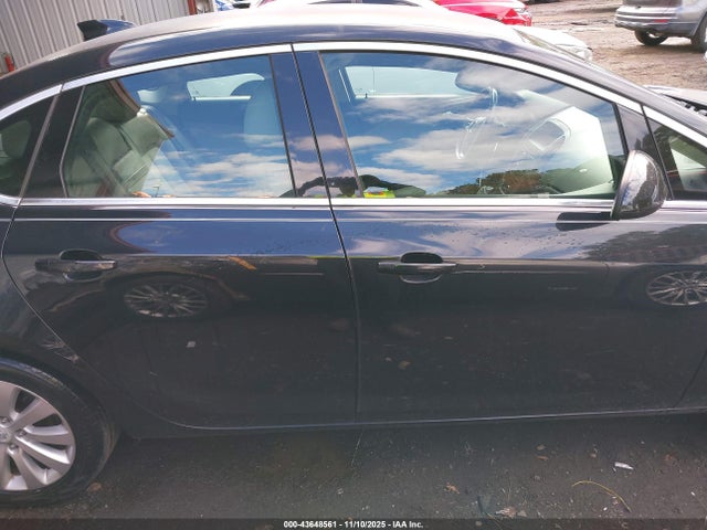 43648561 :رقم المزاد ، 1G4PP5SKXF4160907 vin ، 2015 Buick Verano مزاد بيع