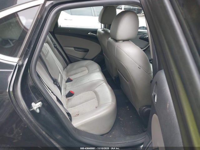 43648561 :رقم المزاد ، 1G4PP5SKXF4160907 vin ، 2015 Buick Verano مزاد بيع