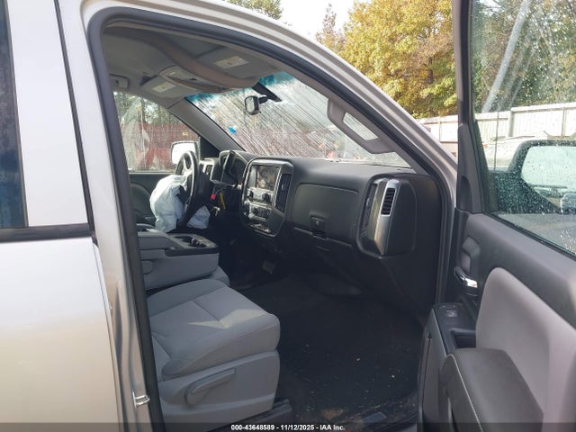 2017 CHEVROLET SILVERADO 1500 3GCUKRECXHG284313 Photo 4