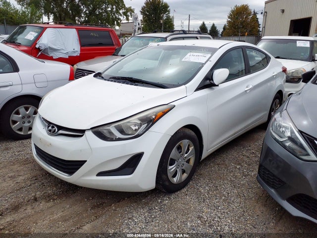 Hyundai ELANTRA SE 2016 5NPDH4AE5GH735727 Image 2