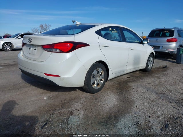 Hyundai ELANTRA SE 2016 5NPDH4AE5GH735727 Image 4