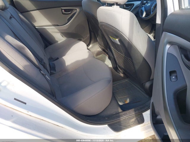 Hyundai ELANTRA SE 2016 5NPDH4AE5GH735727 Image 8