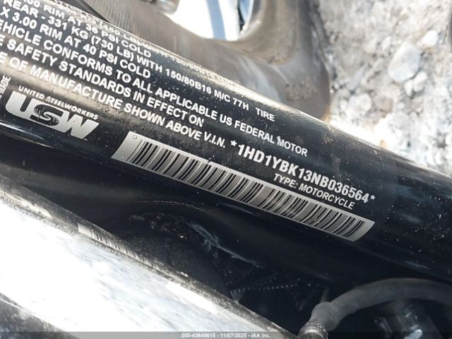 2022 HARLEY-DAVIDSON FLHCS 1HD1YBK13NB036564 Photo 9