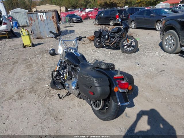 2022 HARLEY-DAVIDSON FLHCS 1HD1YBK13NB036564 Photo 2