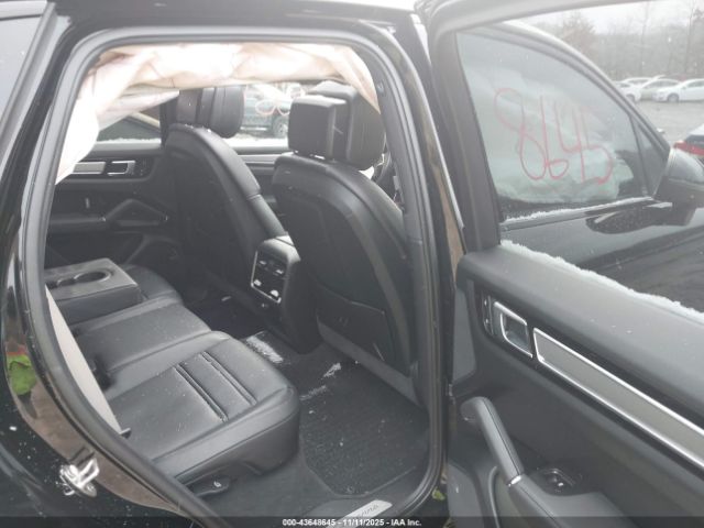 2022 PORSCHE CAYENNE WP1AA2AY5NDA07025 Photo 7