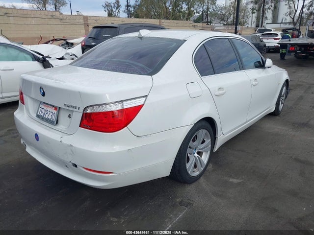 Продажа на аукционе авто 2009 Bmw 528i, vin: WBANU53519C117464, номер лота: 43648661