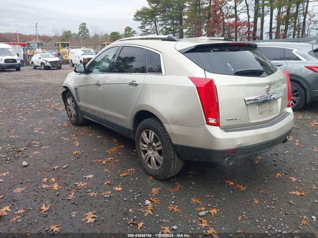 2015 CADILLAC SRX 3GYFNEE3XFS538549 Photo 2