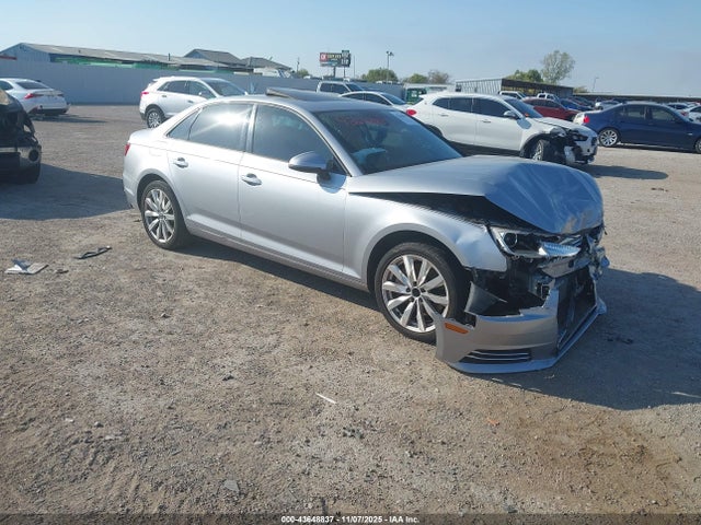 2017 AUDI A4 WAUANAF49HN002556 Photo 0