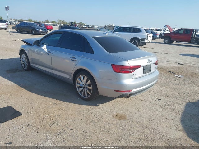 2017 AUDI A4 WAUANAF49HN002556 Photo 2
