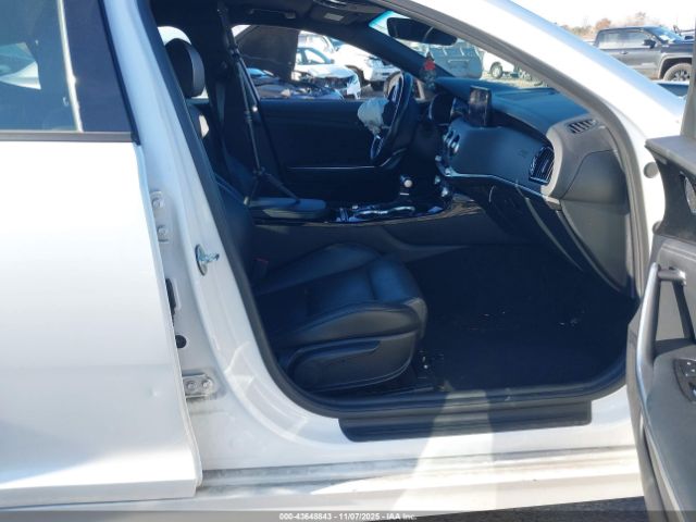 2022 KIA STINGER KNAE35LDXN6102111 Photo 4