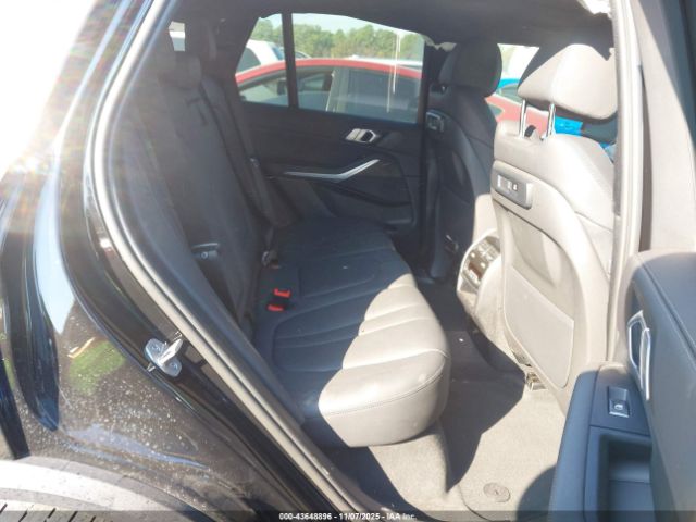 2022 BMW X5 5UXCR6C01N9K60281 Photo 7