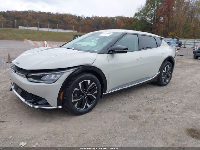 2022 KIA EV6 KNDC34LA1N5071119 Photo 1