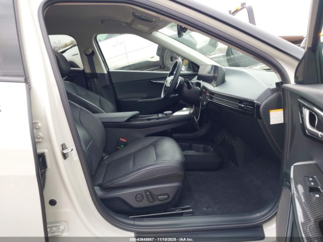 2022 KIA EV6 KNDC34LA1N5071119 Photo 4