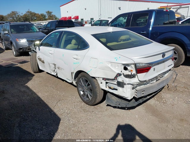 2018 LEXUS ES 300H JTHBW1GG9J2172712 Photo 2