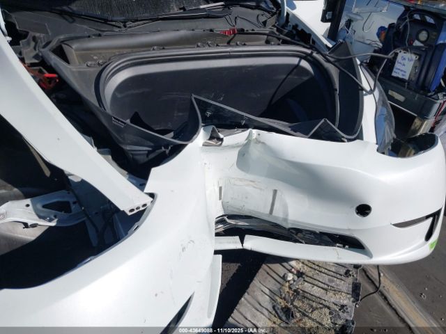 2023 TESLA MODEL Y 7SAYGAEE5PF596536 Photo 5