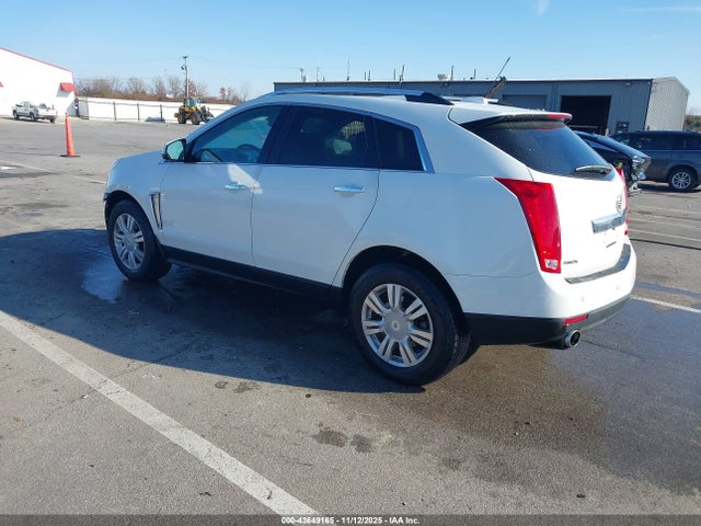 2016 CADILLAC SRX 3GYFNBE35GS544260 Photo 2