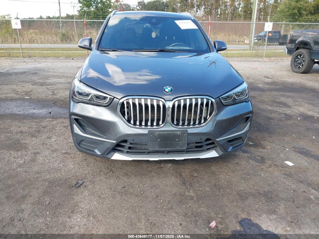 2021 BMW X1 WBXJG9C03M5T49259 Photo 5