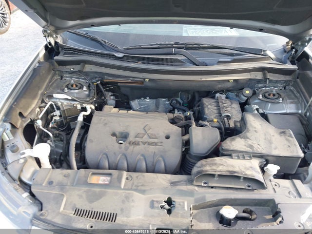 2017 MITSUBISHI OUTLANDER JA4AD2A39HZ050362 Photo 9