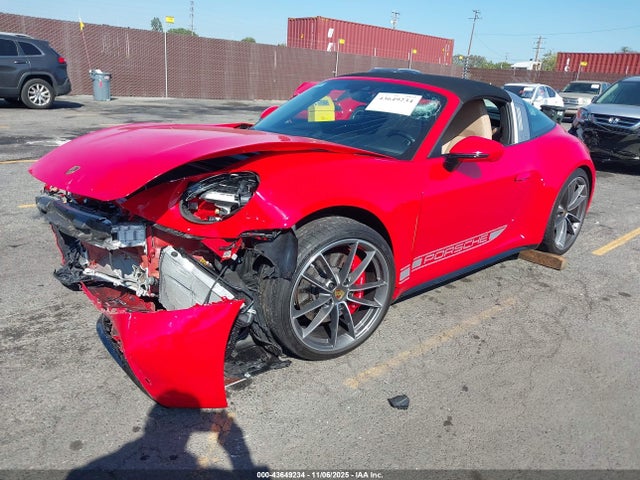 WP0BB2A98NS231073 Porsche 911 4 Gts/edition 50 Years Porsche Design/targa 4s