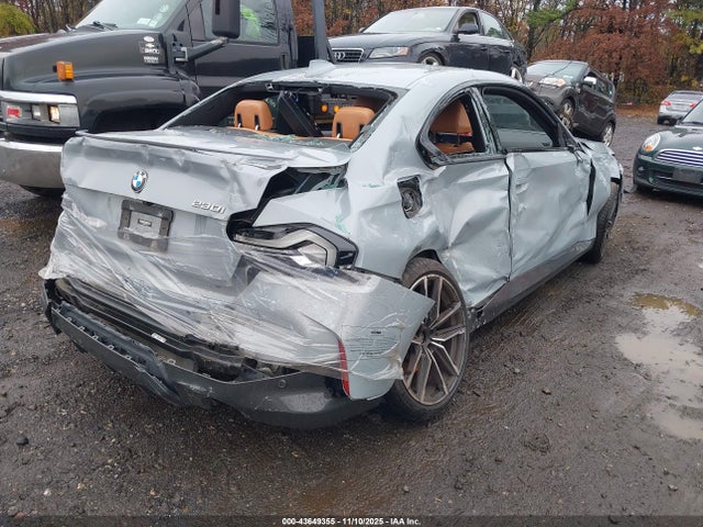 2022 BMW 230 3MW23CM00N8C50585 Photo 3