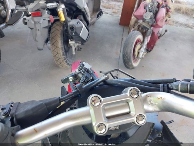 MLHKF3857N5101942 Honda Adv150 A