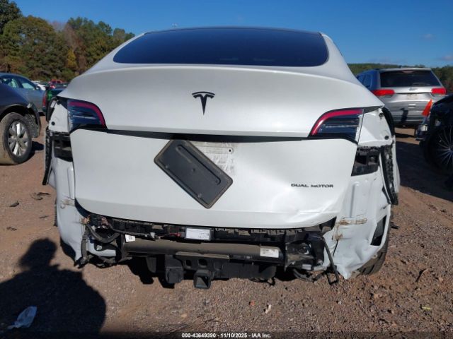 2021 TESLA MODEL Y 5YJYGDEE6MF090241 Photo 5