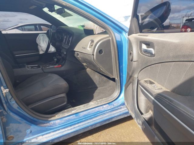 2021 DODGE CHARGER 2C3CDXBG6MH682036 Photo 4