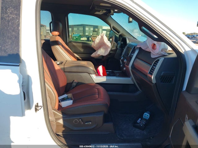 Продаж на аукціоні авто 2020 Ford F-350 King Ranch, vin: 1FT8W3DT7LEE15833, номер лоту: 43649612