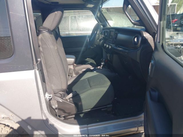 2019 JEEP WRANGLER 1C4GJXAG9KW621690 Photo 4