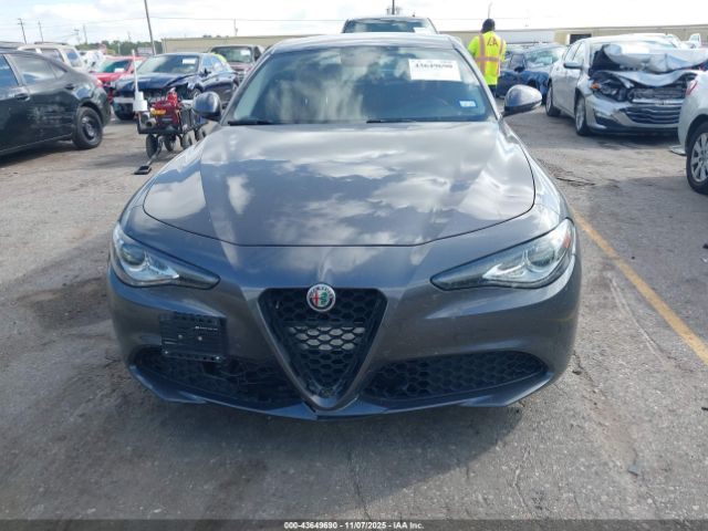 2017 ALFA ROMEO GIULIA ZARFAEBN3H7551867 Photo 5
