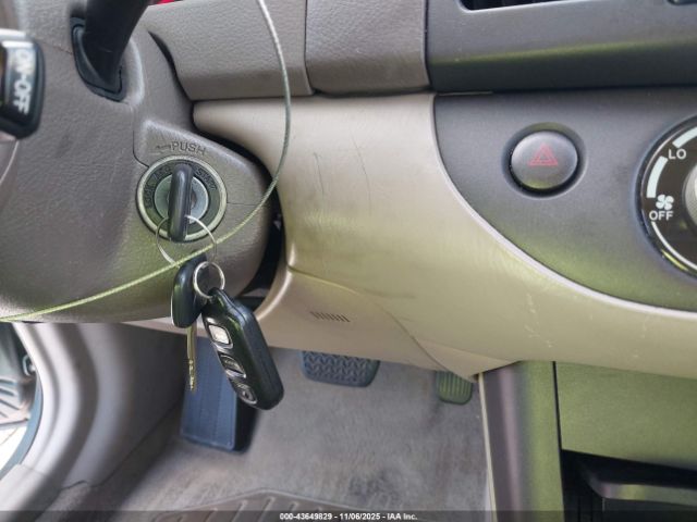 2005 TOYOTA CAMRY 4T1BE32K55U100083 Photo 10