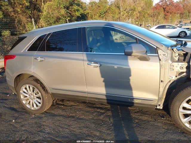 43649887 :رقم المزاد ، 1GYKNGRS0KZ215006 vin ، 2019 Cadillac Xt5 Platinum مزاد بيع