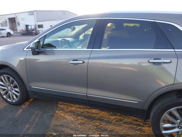 43649887 :رقم المزاد ، 1GYKNGRS0KZ215006 vin ، 2019 Cadillac Xt5 Platinum مزاد بيع