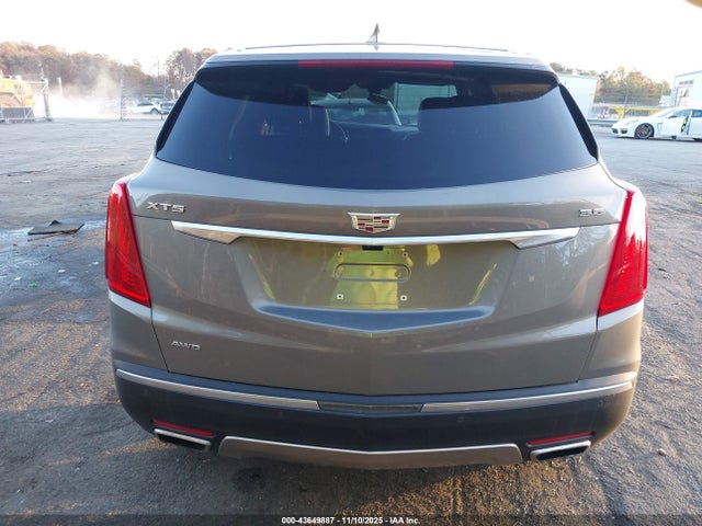 43649887 :رقم المزاد ، 1GYKNGRS0KZ215006 vin ، 2019 Cadillac Xt5 Platinum مزاد بيع