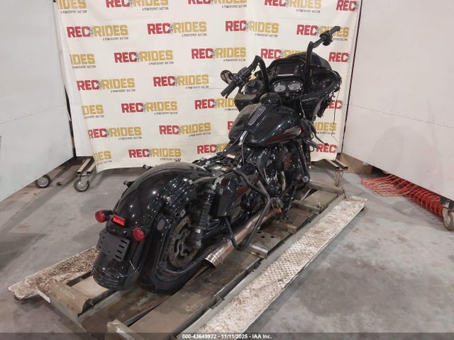 2018 HARLEY-DAVIDSON FLTRXS 1HD1KTC12JB685031 Photo 3