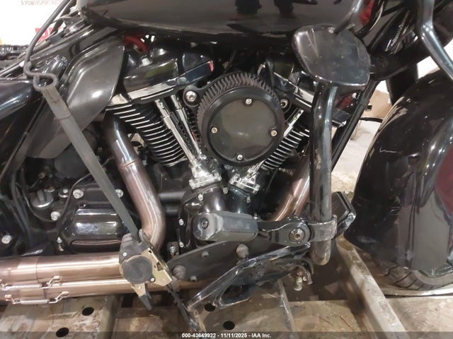 2018 HARLEY-DAVIDSON FLTRXS 1HD1KTC12JB685031 Photo 7