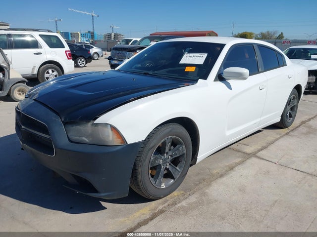 Dodge Charger Se 2014 2C3CDXBG8EH168285 Image 2