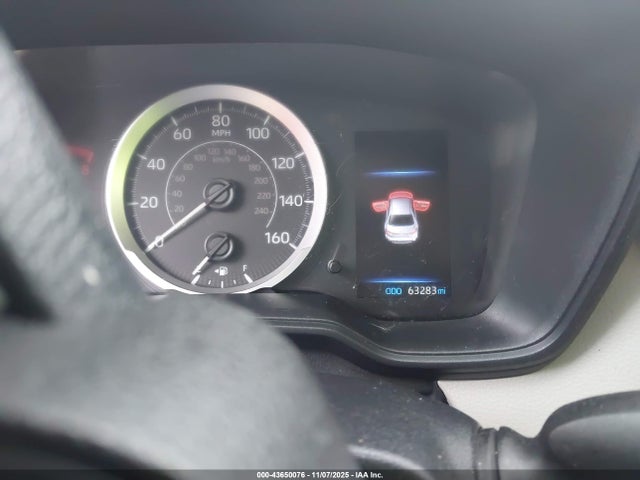 Продаж на аукціоні авто 2020 Toyota Corolla Le, vin: 5YFEPRAE2LP141131, номер лоту: 43650076
