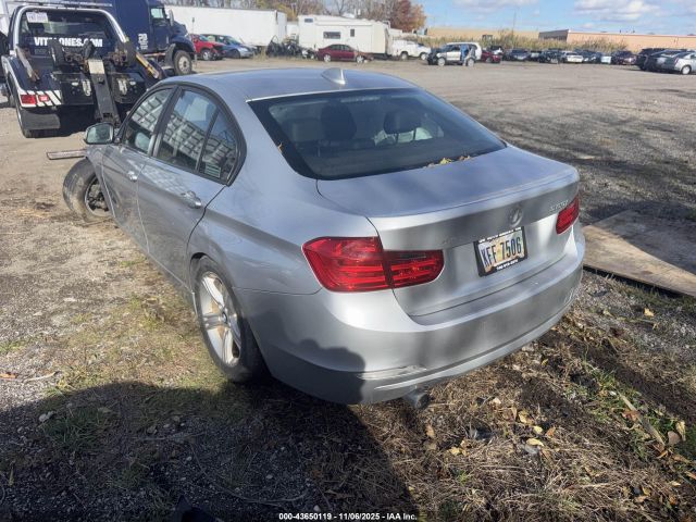 2014 BMW 320I WBA3C3G55ENS71098 Photo 2