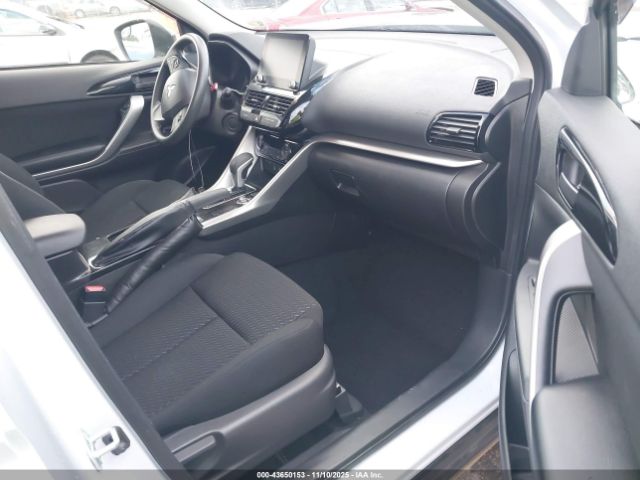 2024 MITSUBISHI ECLIPSE CROSS JA4ATVAA9RZ066193 Photo 4