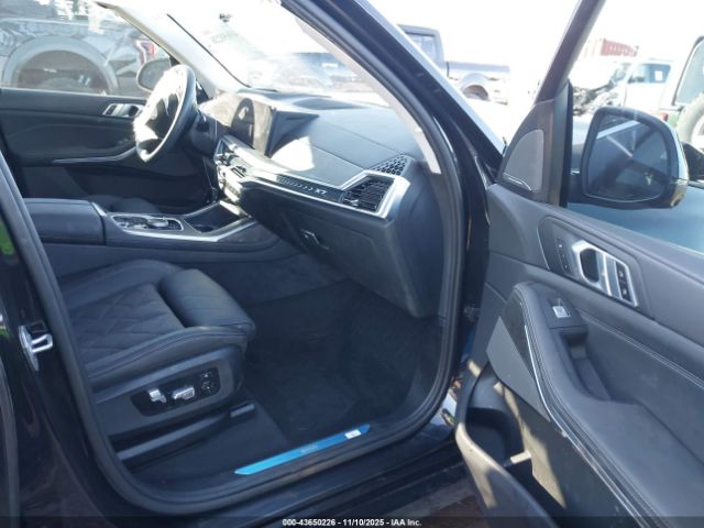 2024 BMW X7 5UX23EM0XR9V63992 Photo 4