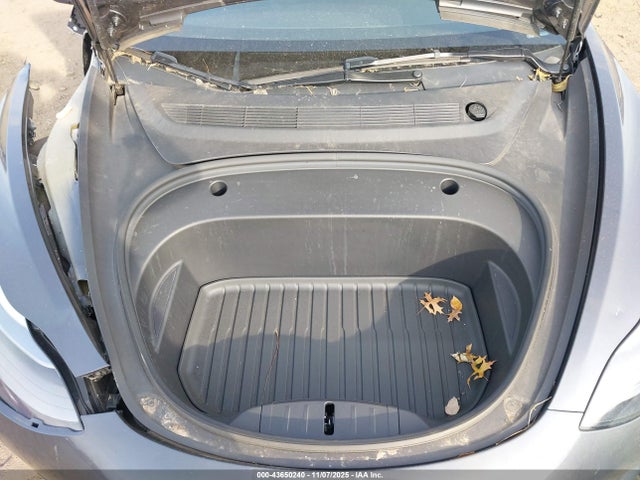 2023 TESLA MODEL 3 5YJ3E1EA8PF664659 Photo 9