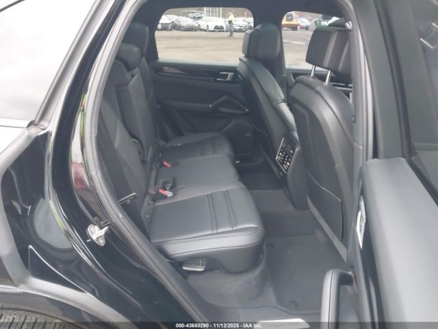 2021 PORSCHE CAYENNE WP1AB2AY4MDA28296 Photo 7