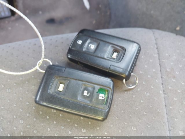 2007 TOYOTA PRIUS JTDKB20U377624880 Photo 10