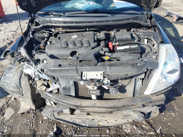 43650407 :رقم المزاد ، 3N1BC1AP6BL406472 vin ، 2011 Nissan Versa 1.8s مزاد بيع