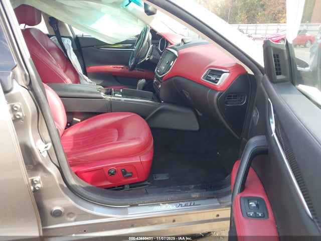 2015 Maserati Ghibli მანქანა იყიდება აუქციონზე, vin: ZAM57XSA8F1137251, აუქციონის ნომერი: 43650431