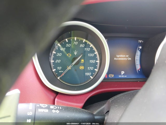 2015 Maserati Ghibli მანქანა იყიდება აუქციონზე, vin: ZAM57XSA8F1137251, აუქციონის ნომერი: 43650431