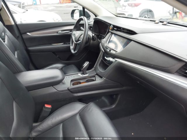 2017 CADILLAC XT5 1GYKNDRS1HZ172108 Photo 4