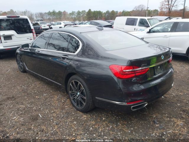 2017 BMW 750I WBA7F2C52HG421220 Photo 2